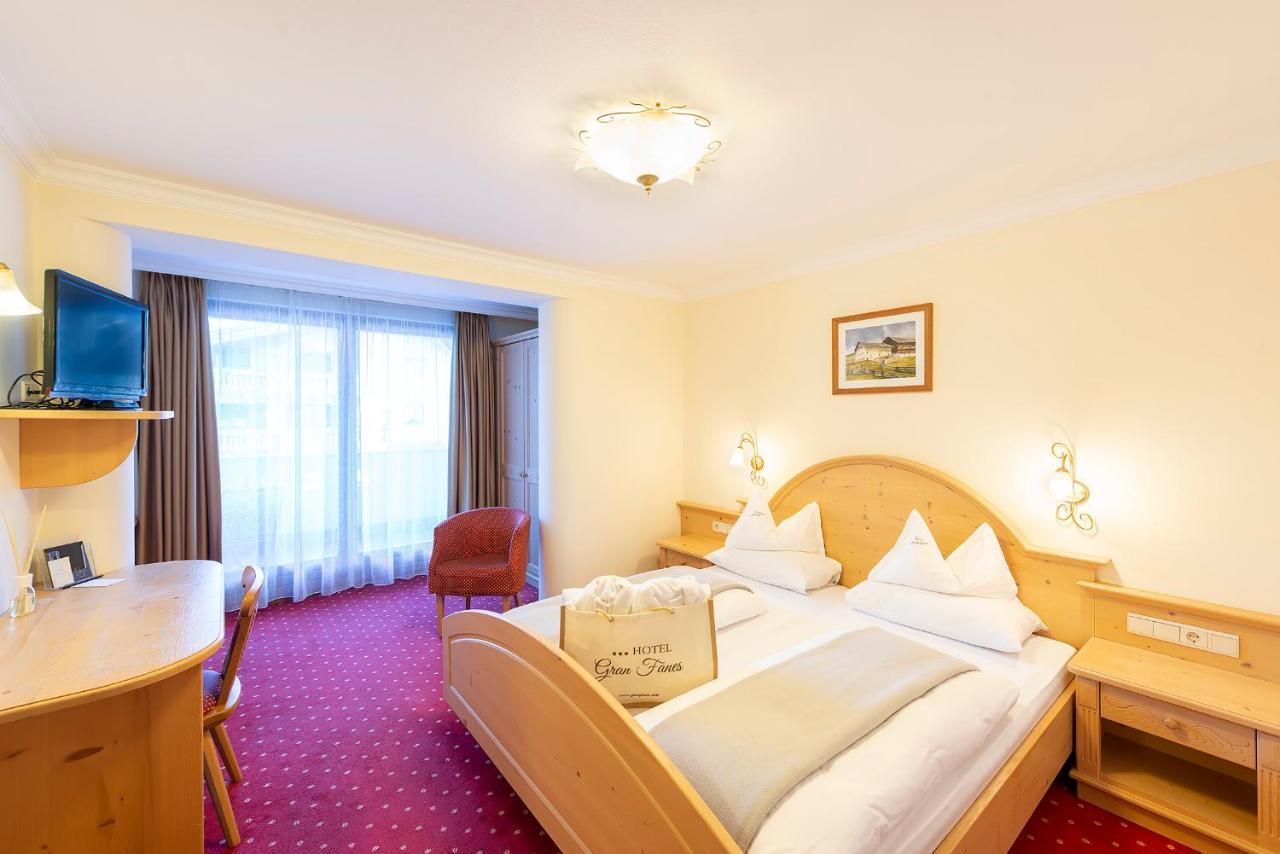 Hotel Gran Fanes Корвара-ін-Бадія Екстер'єр фото